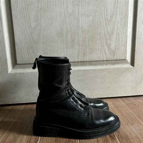 DIOR HOMME AW2007 “NAVIGATE” BOOTS .